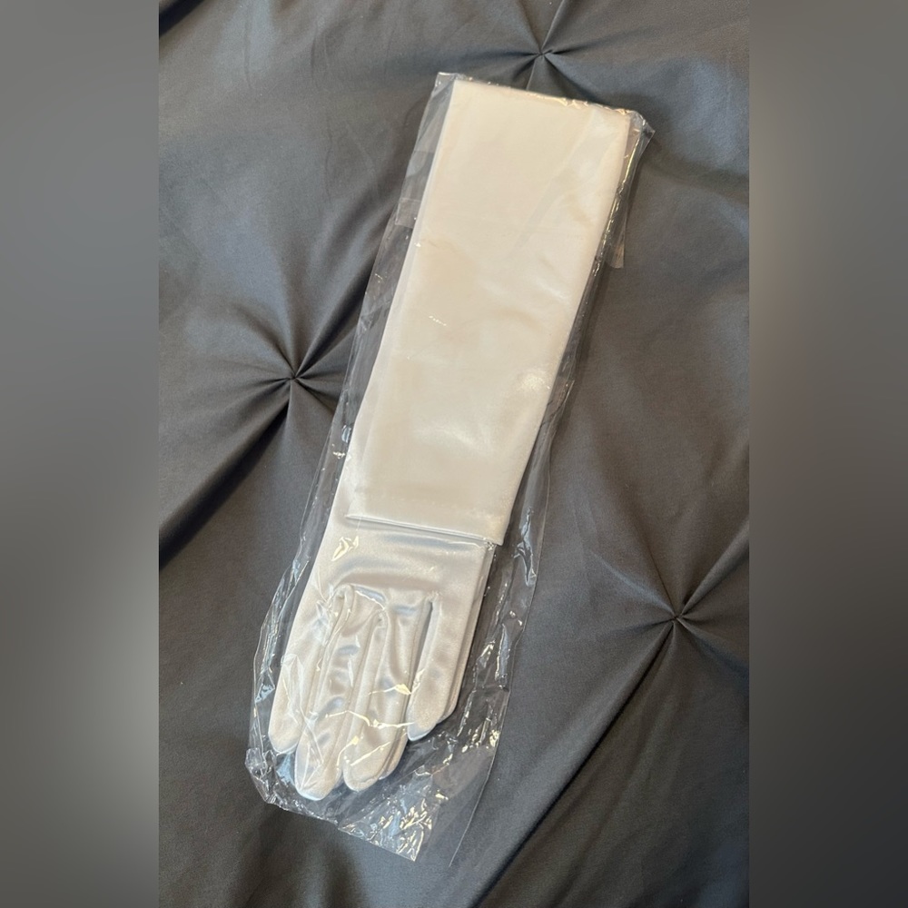 NEW White satin stretchy gloves. Elbow length. Great for a formal event, bridal